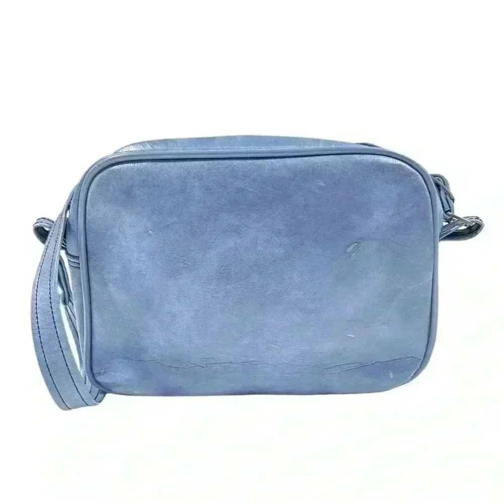 VINTAGE 1970S SKY BLUE VINYL ZIP TOP CARRY‎ ON/ SHOULDER BAG
